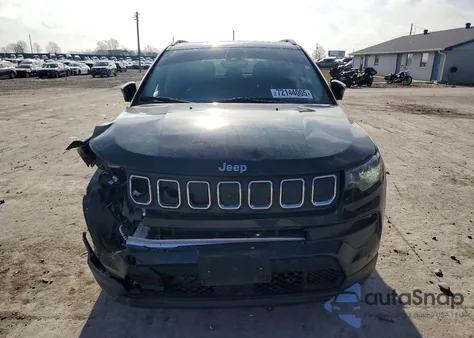 2022 Jeep Compass Latitude Lux z USA, uszkodzony, nr VIN 3C4NJDFB2NT178070